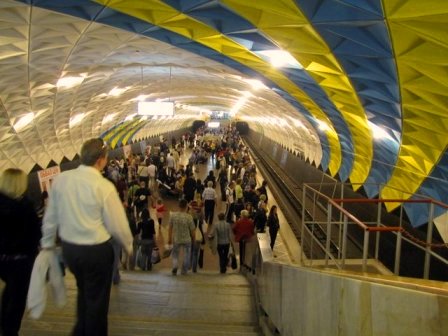 Метро харьковское будит работать круглосуточно, на время Евро-2012