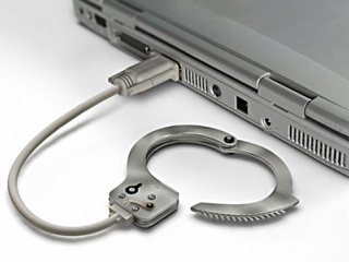 Закон о «черные списки» российского интернета принят в третьем чтении.