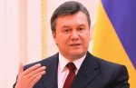 Янукович подписал закон о языках