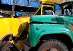 В Киеве грузовик врезался в маршрутку с пассажирами