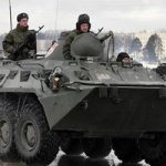 Очевидец утверждает, что войска России подошли к украинской границе вплотную