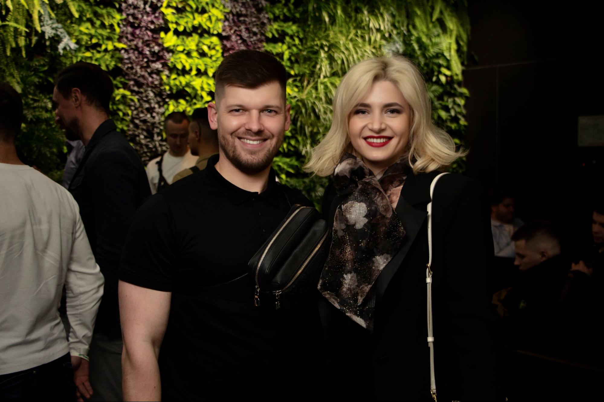 Михайло Хомич з випускницею курсу «Метод Хомича»